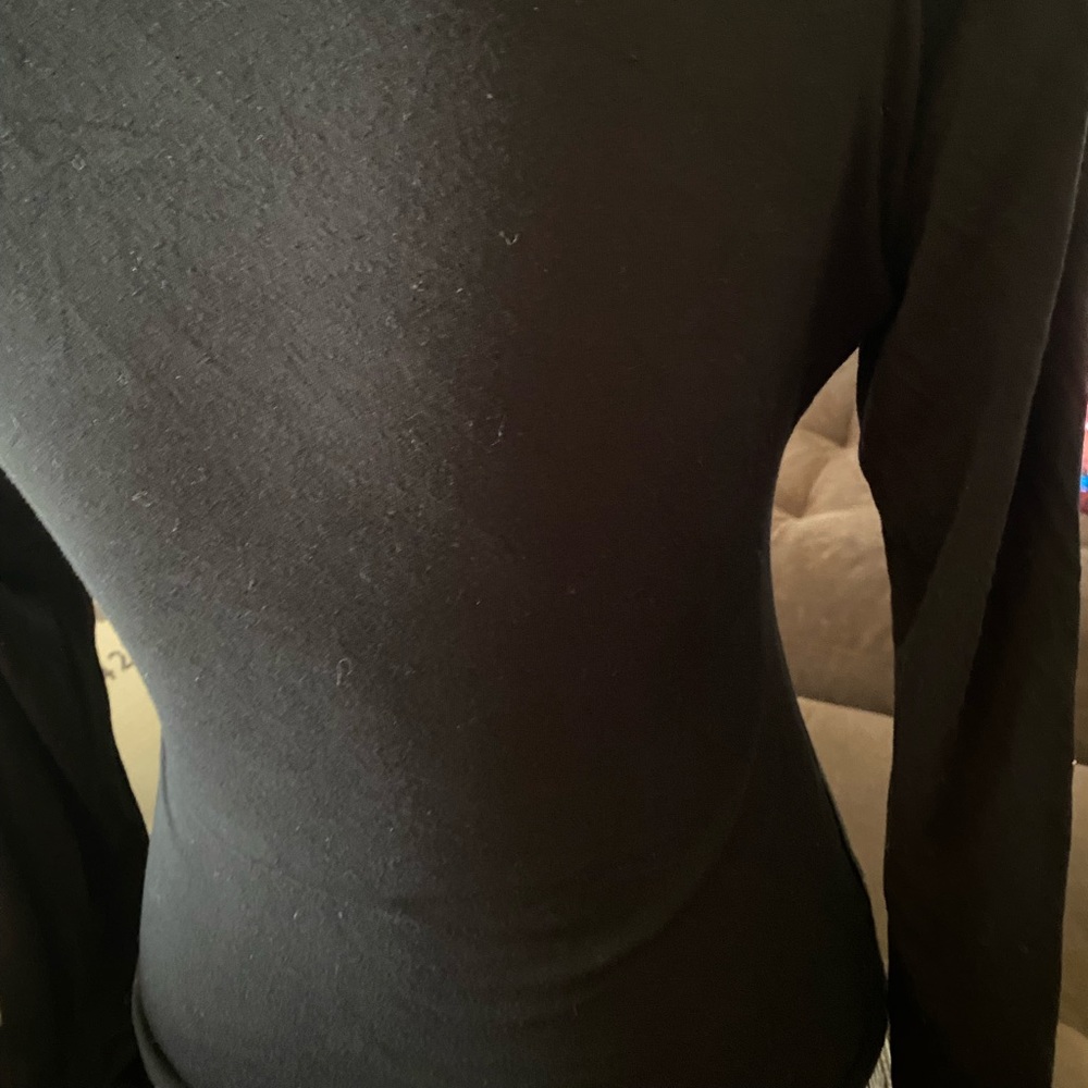 COMPRESSION SHINE V-NECK BODYSUIT 🥰 - Picture 10 of 16